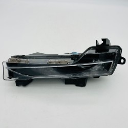 Tesla Model 3 Drl Fog Light Facia Right Side Genuine 1624798-00-a | 2017-2023