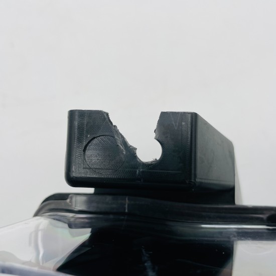 Tesla Model 3 Drl Fog Light Facia Right Side Genuine 1624798-00-a | 2017-2023 Tesla Model 3 Drl Fog Light Facia Right Side Genuine 1624798-00-a | 2017-2023