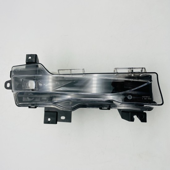 Tesla Model 3 Drl Fog Light Facia Right Side Genuine 1624798-00-a | 2017-2023 Tesla Model 3 Drl Fog Light Facia Right Side Genuine 1624798-00-a | 2017-2023