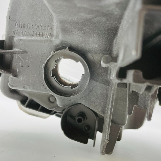 Toyota Prius Headlight Genuine Left Passenger Side 2016 - 2019 [hl203]