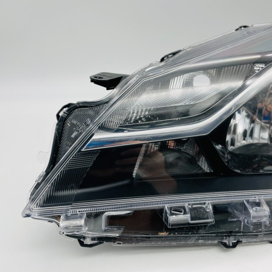 Toyota Yaris Passenger Headlight Left Nearside Genuine Light 2017 - 2020 [l395]