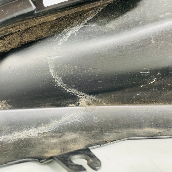 Toyota Yaris Front Bumper Genuine Black Mk4 Hybrid With Pdc 2020 - 2023 [am54]