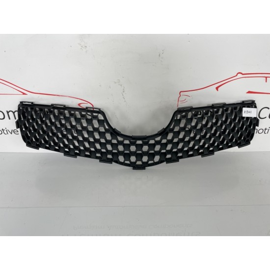 Toyota Yaris Grill Front Bumper Genuine 2005 – 2011 [x201]
