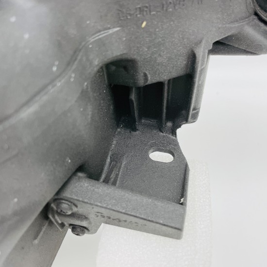 Toyota Prius Headlight Genuine Left Passenger Side 2016 - 2019 [hl203]