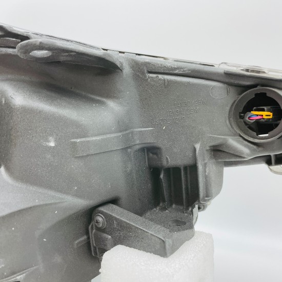 Toyota Prius Headlight Left Side Genuine 81185-47691 | 2016-2019 [hl203]