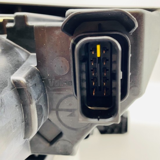 Vauxhall Mokka Headlight Genuine Mk2 B Led Left Passenger Side 2020 - 2023 [hl20 Vauxhall Mokka Headlight Genuine Mk2 B Led Left Passenger Side 2020 - 2023 [hl20