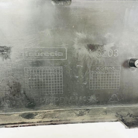 Vauxhall Zafira C Front Bumper Tourer Face Lift Genuine 3907978 / 2017 - 2020 Vauxhall Zafira C Front Bumper Tourer Face Lift Genuine 3907978 / 2017 - 2020