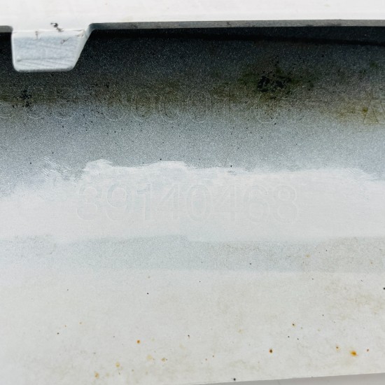 Vauxhall Insignia Front Bumper Gsi Genuine White 39140468 | 2020-2024 [au88]