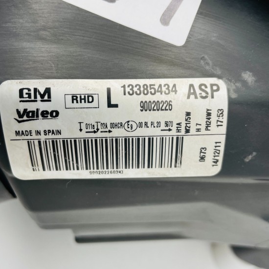 Vauxhall Corsa D Headlight Left Side Genuine 13385434 | 2011-2015 [l50]
