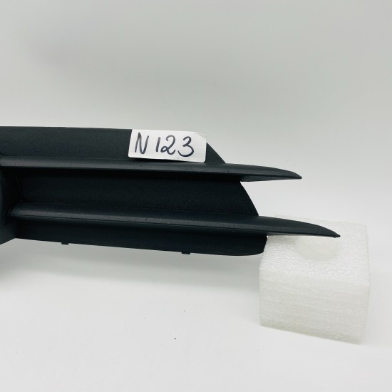Vauxhall Corsa D Fog Grill Front Bumper Right Genuine 13211481 | 2006-2014 [n123 Vauxhall Corsa D Fog Grill Front Bumper Right Genuine 13211481 | 2006-2014 [n123