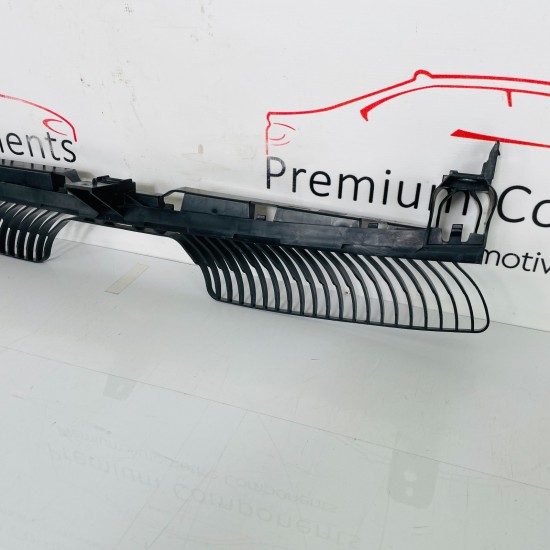 VW Tiguan Front Bumper Guide Genuine Centre Support Beam Section 2014 - 2018 VW Tiguan Front Bumper Guide Genuine Centre Support Beam Section 2014 - 2018