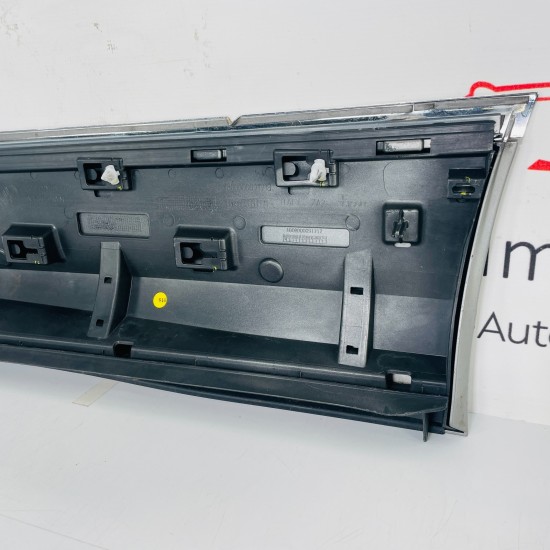 VW Tiguan R Line Door Moulding Genuine Grey Mk2 Rear Right Trim 2016 – 2020 VW Tiguan R Line Door Moulding Genuine Grey Mk2 Rear Right Trim 2016 – 2020