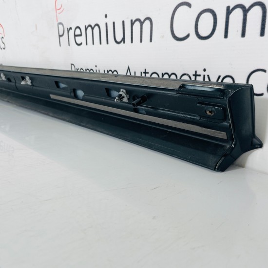 VW Sharan Door Moulding Genuine Front Right Lower Cladding Trim Strip 2010 –2022 VW Sharan Door Moulding Genuine Front Right Lower Cladding Trim Strip 2010 –2022