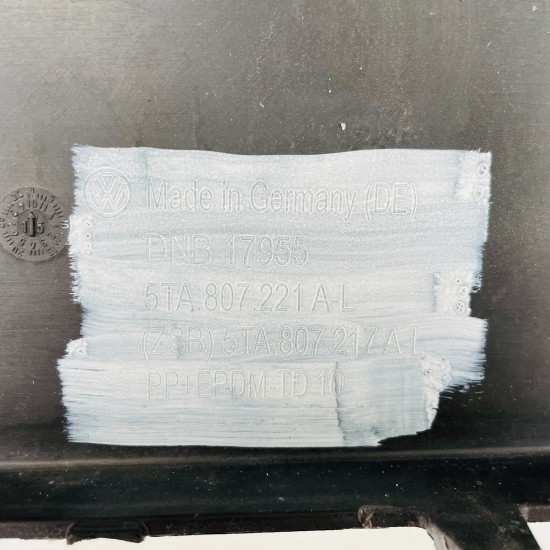 VW Touran Front Bumper Mk2 Highline Deep Black 2015 – 2020 [ao88]