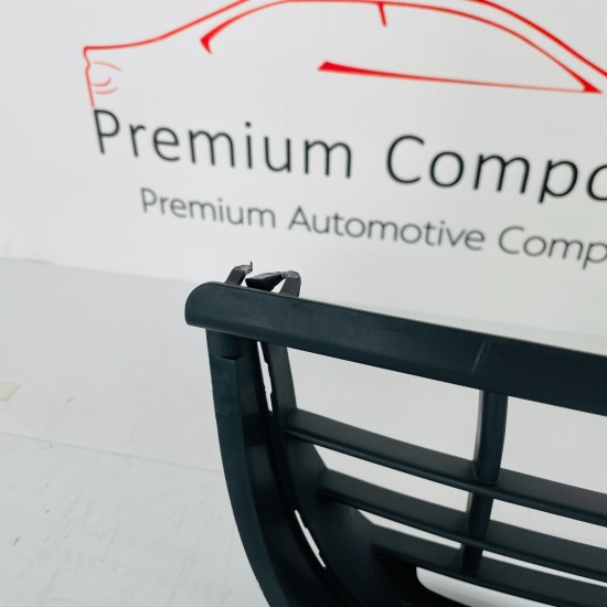 VW Crafter Lower Centre Grille Panel For Front Bumper 2006 – 2017 [ai13]