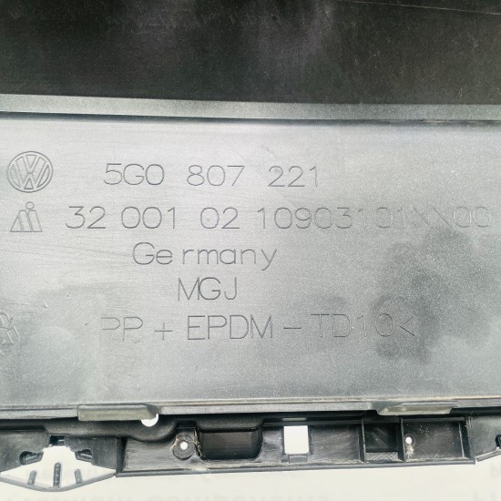 VW Golf Front Bumper Mk7 Se Genuine Grey Pdc & Washer Jets 2013 – 2017 [ao175]