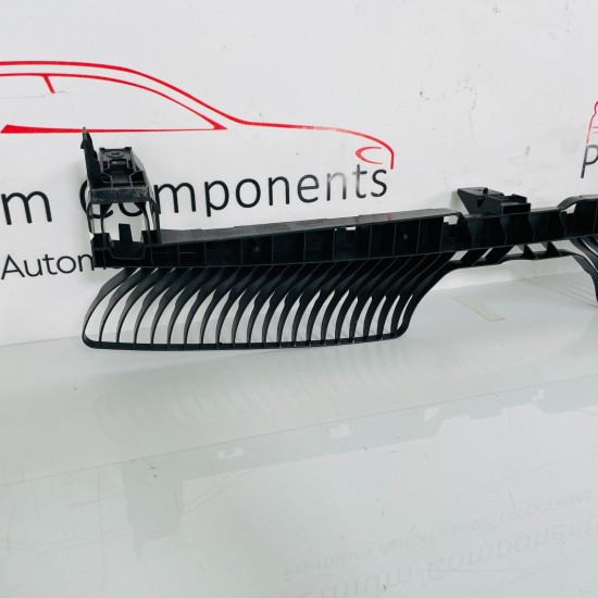 VW Tiguan Front Bumper Guide Genuine Centre Support Beam Section 2014 - 2018 VW Tiguan Front Bumper Guide Genuine Centre Support Beam Section 2014 - 2018