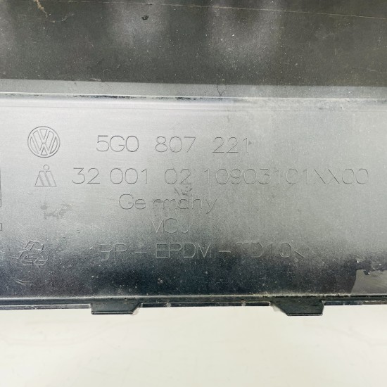 VW Golf Front Bumper Genuine Black Mk7 Se With Pdc 2013 – 2017 [an69]