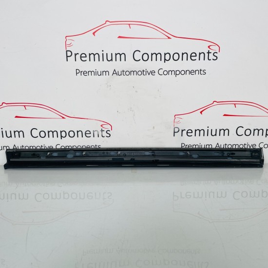 VW Sharan Door Moulding Genuine Front Right Lower Cladding Trim Strip 2010 –2022 VW Sharan Door Moulding Genuine Front Right Lower Cladding Trim Strip 2010 –2022