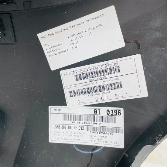 VW Tiguan Front Bumper Genuine Black With Lower Splitter Trim 2011 – 2015 [ap36]