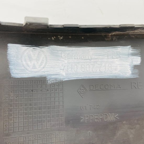 VW T5 T32 Transporter Trim Right Side Front Bumper 2004 – 2009 [ai17]