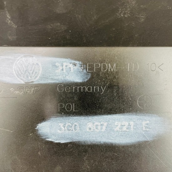 VW Passat Front Bumper B8 Genuine Black Face Lift 2020 – 2024 [ap89]