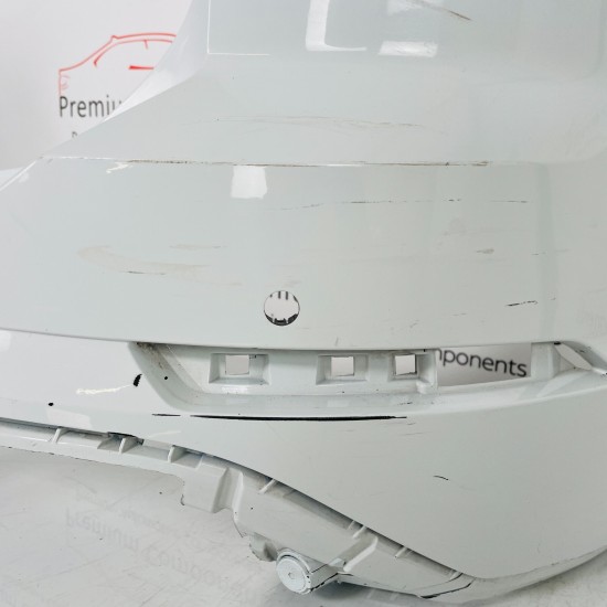 VW Touran R Line Rear Bumper Skin Genuine White - No Repairs - 2015 – 2020 [ak81 VW Touran R Line Rear Bumper Skin Genuine White - No Repairs - 2015 – 2020 [ak81