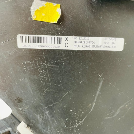 VW Passat Front Bumper Genuine Urano Grey B8 Alltrack 2015 – 2019 [an71]