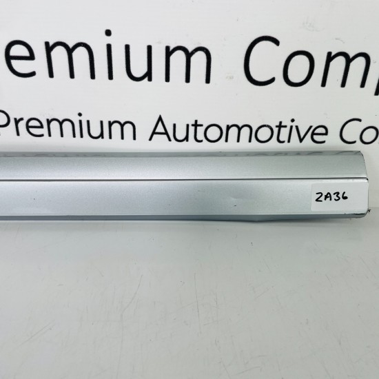 VW Passat B8 Front Left Door Moulding Genuine Protective Trim Strip 2015 - 2019 VW Passat B8 Front Left Door Moulding Genuine Protective Trim Strip 2015 - 2019