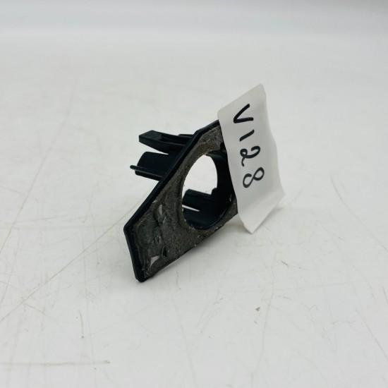 VW Passat B8 Rear Bumper Pdc Sensor Support Bracket 2015 - 2023 [v128]