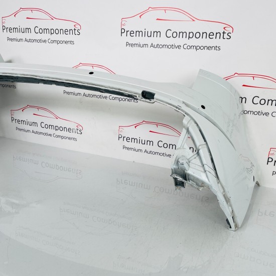 VW Touran R Line Rear Bumper Skin Genuine White - No Repairs - 2015 – 2020 [ak81