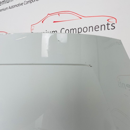 VW Touran R Line Rear Bumper Skin Genuine White - No Repairs - 2015 – 2020 [ak81