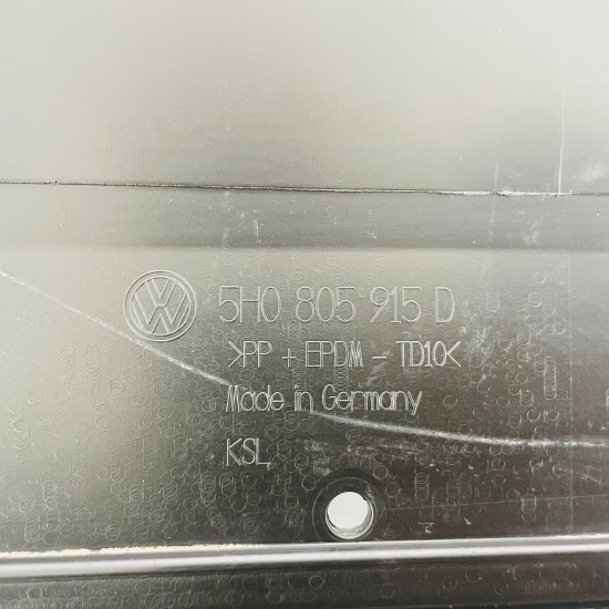 VW Golf Gti Front Bumper Undertray Mk8 Genuine 5h0805915d | 2020 - 2023 [as102]