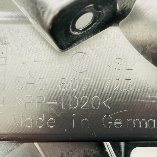 VW Golf Front Bumper Bracket Support Genuine Mk8 5h0807723m | 2020 - 2024 VW Golf Front Bumper Bracket Support Genuine Mk8 5h0807723m | 2020 - 2024