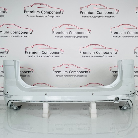 VW Touran R Line Rear Bumper Skin Genuine White - No Repairs - 2015 – 2020 [ak81 VW Touran R Line Rear Bumper Skin Genuine White - No Repairs - 2015 – 2020 [ak81