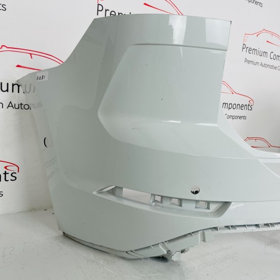 VW Touran R Line Rear Bumper Skin Genuine White - No Repairs - 2015 – 2020 [ak81 VW Touran R Line Rear Bumper Skin Genuine White - No Repairs - 2015 – 2020 [ak81