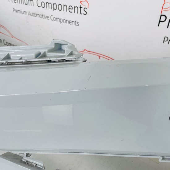 VW Passat Front Bumper B8 Facelift Genuine White 3g0807221e | 2020-2024 [au105]