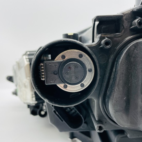 VW Golf Plus Sports Van Right Offside Driver 2018 - 2021 [l208]