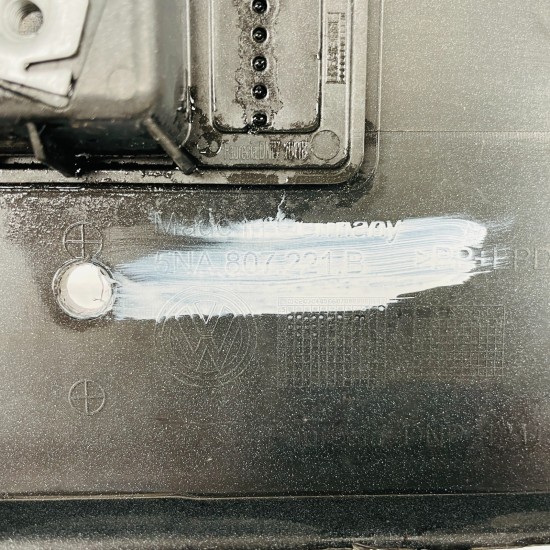 VW Tiguan Front Bumper Mk2 R Line Genuine Grey 5na807221b | 2016 – 2020 [at17]