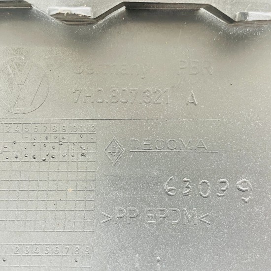 VW Transporter Rear Left Bumper Corner Genuine T5 Trim Cap 2004 – 2015 [za114]