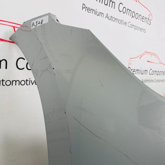 VW Golf Mk8 Front Bumper Se Genuine Silver 5h0807221h | 2020 - 2023 [aj48]