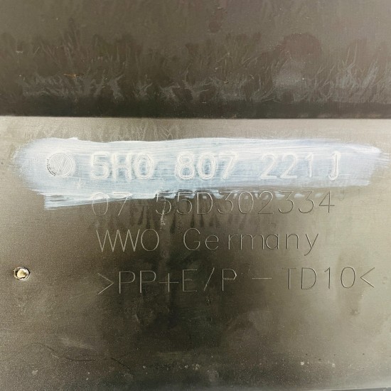 VW Golf Front Bumper Mk8 Se Genuine Grey 5h0807221h | 2020 - 2023 [at89]