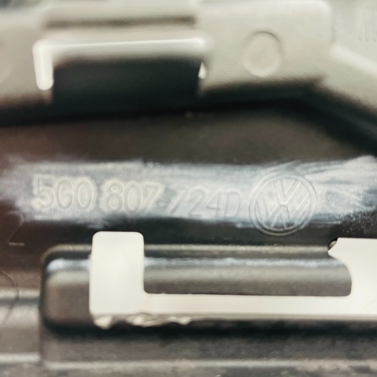 VW Golf Front Bumper Right Mounting Bracket Mk7 Genuine 5g0807724d | 2013 – 2017