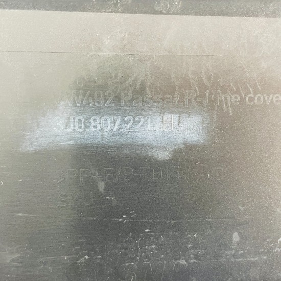 VW Passat Front Bumper B9 R-line Genuine Black 3j0807221h | 2024–2026 [Ba11]