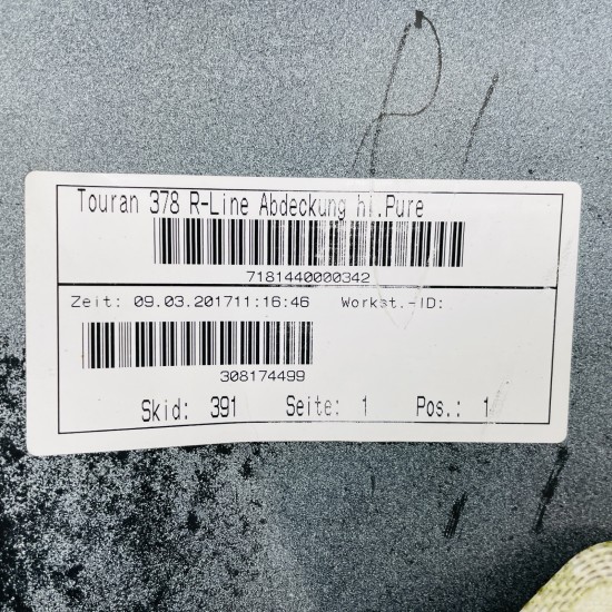 VW Touran R Line Rear Bumper Skin Genuine White - No Repairs - 2015 – 2020 [ak81