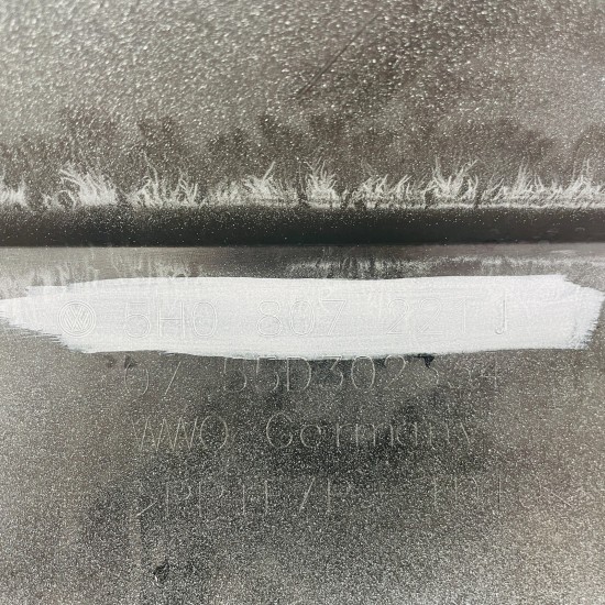 VW Golf Front Bumper Mk8 Se Genuine White 5h0807221j | 2020-2023 [Ba43]