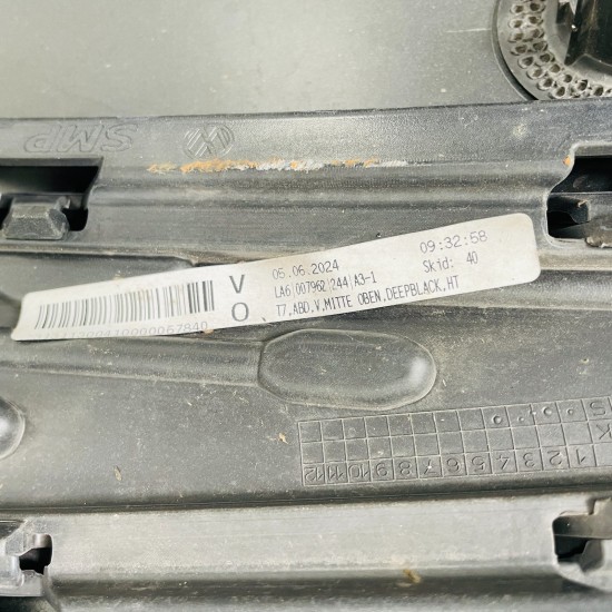 VW Multivan Front Bumper T7 Style Genuine Grey 7t0807221c | 2022 - 2025 [at78]