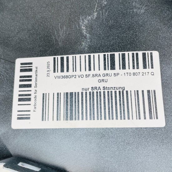 VW Touran Front Bumper Genuine White 1t0807221m | 2010-2015 [Ba116]