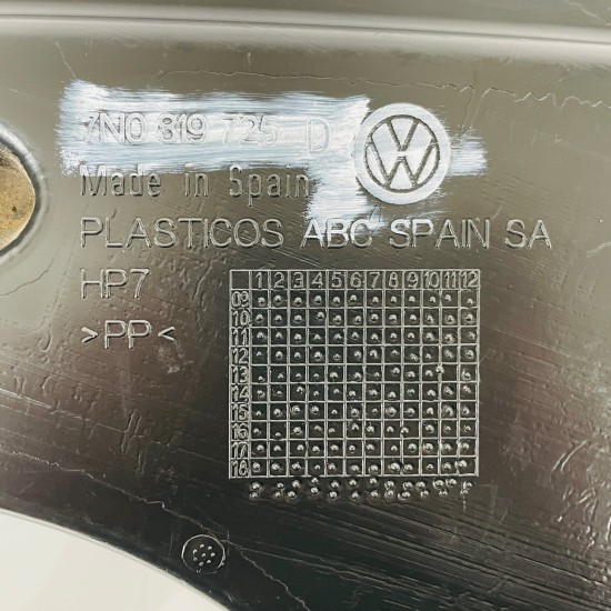 VW Air Duct Pipe Interior Ventilation 7n0819725 [zc1]