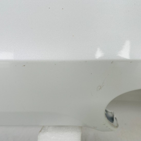 Volvo Xc60 Diffuser Rear Bumper Genuine White Lower Trim Section 2017 - 2022 Volvo Xc60 Diffuser Rear Bumper Genuine White Lower Trim Section 2017 - 2022